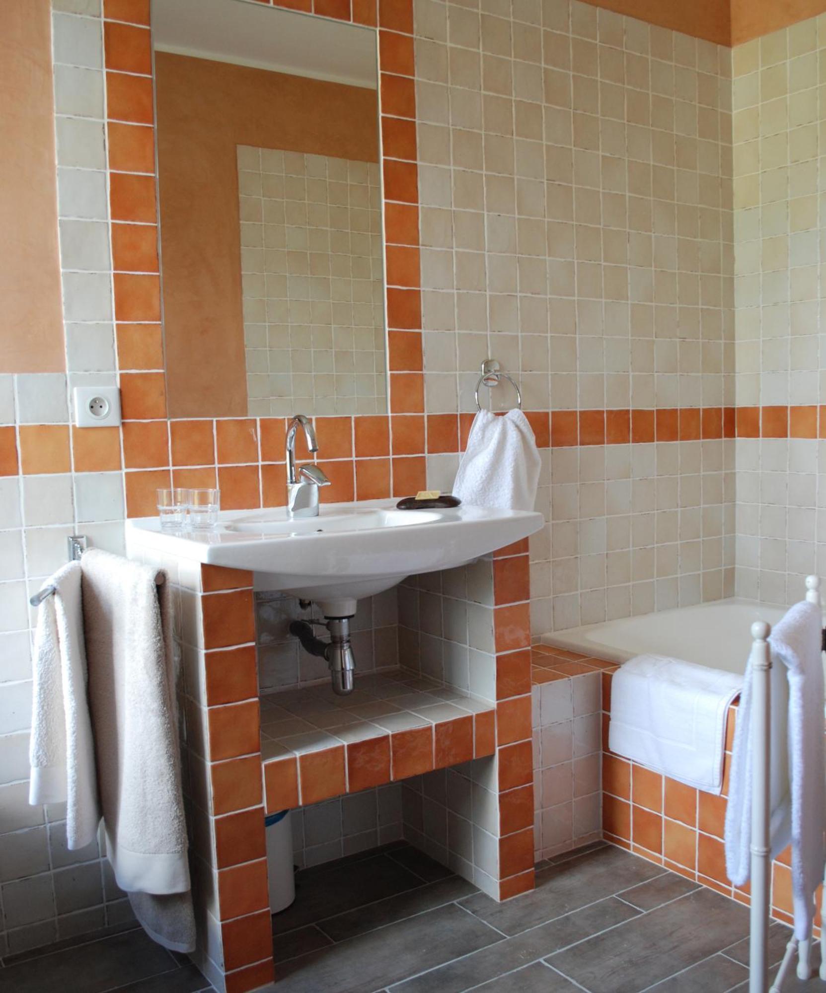 Bed and Breakfast Domaine De Provensol Venterol  Экстерьер фото